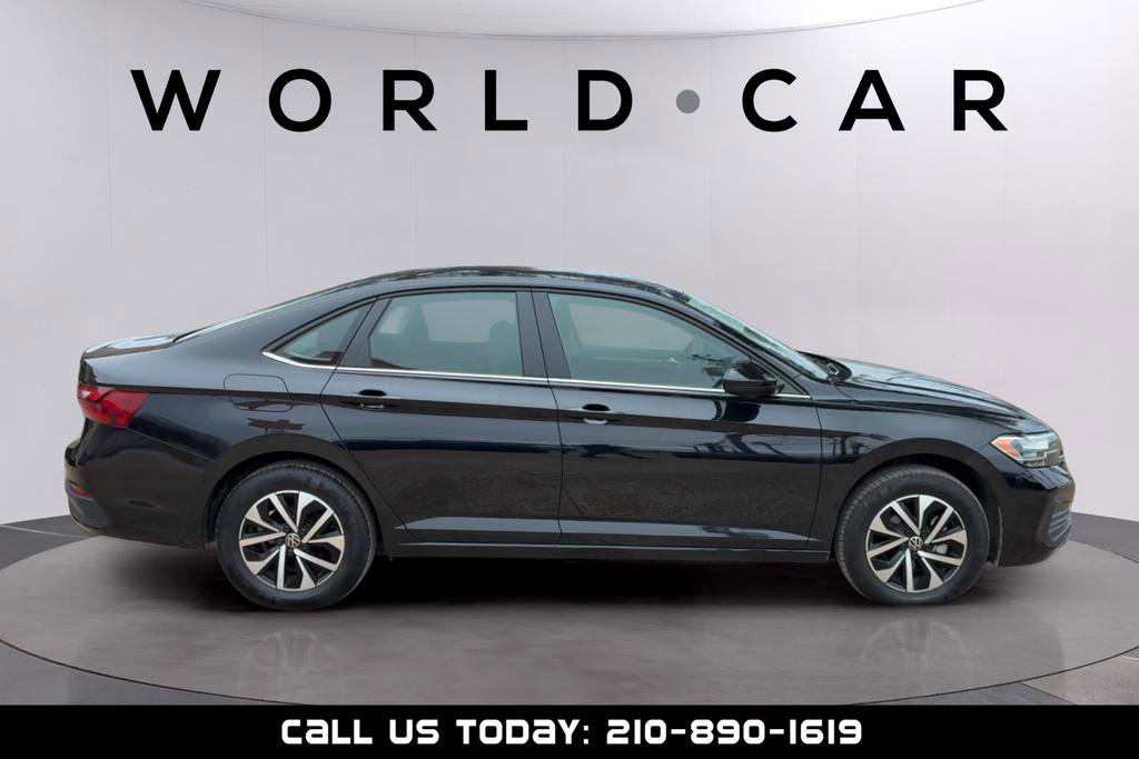 Used 2024 Volkswagen Jetta S image 5