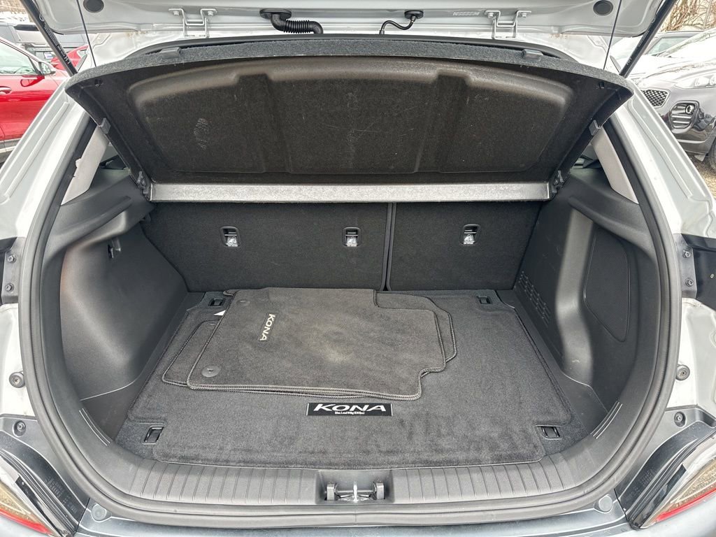 Used 2023 Hyundai Kona Limited image 20