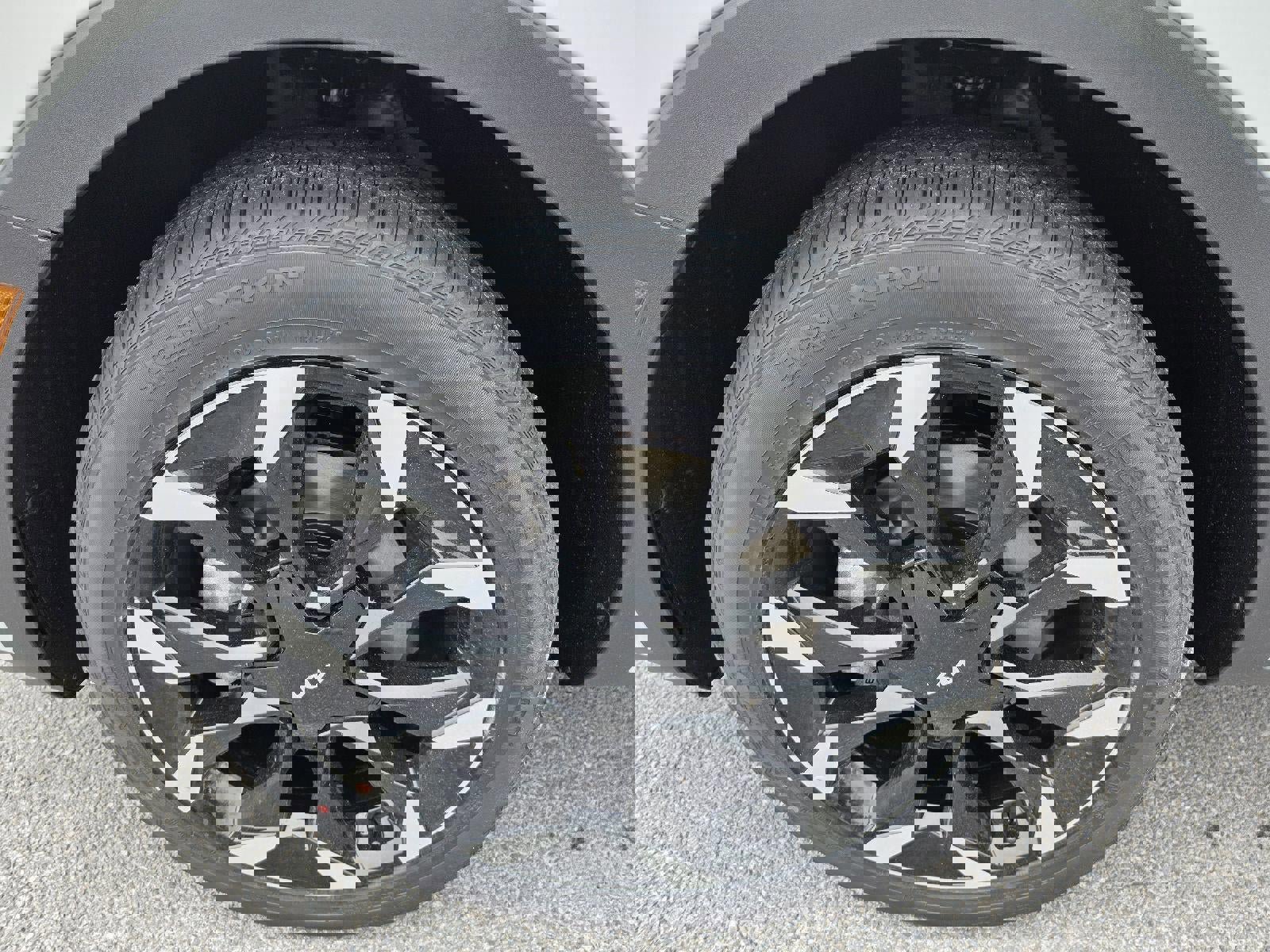 New 2026 Kia Sorento EX image 9