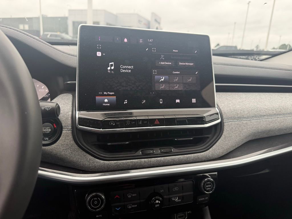 Used 2022 Jeep Compass Latitude image 17