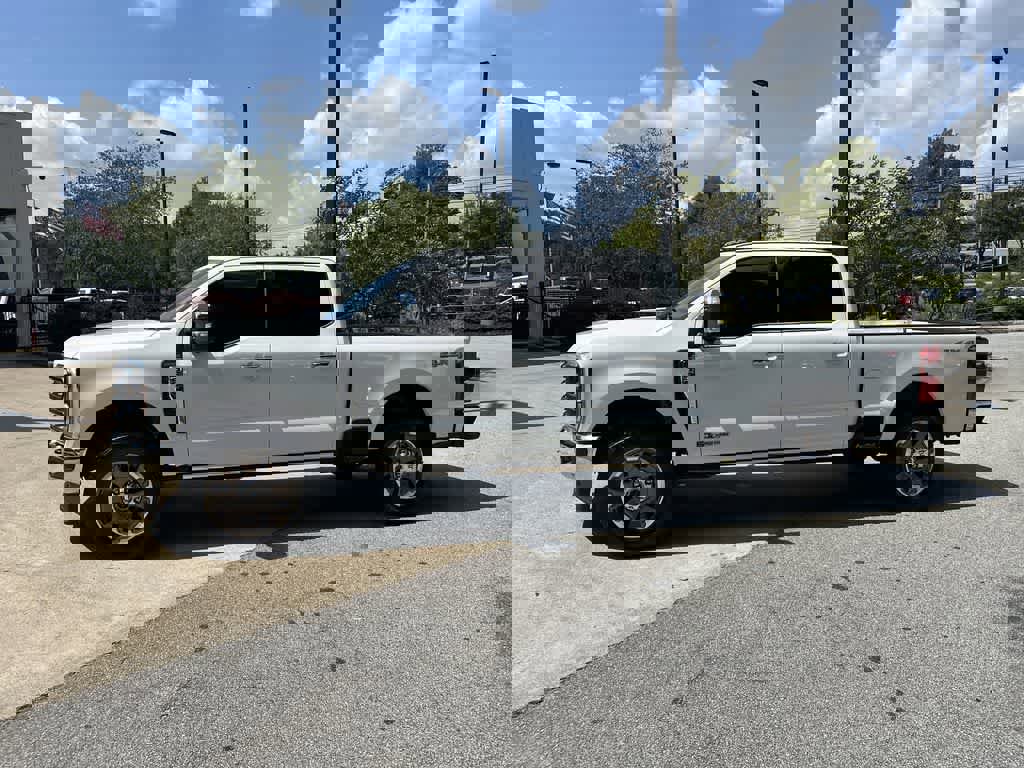 Used 2025 Ford F250 King Ranch w/ Chrome Package image 7