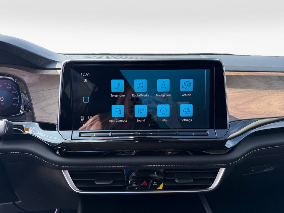 New 2026 Volkswagen Atlas SE image 17