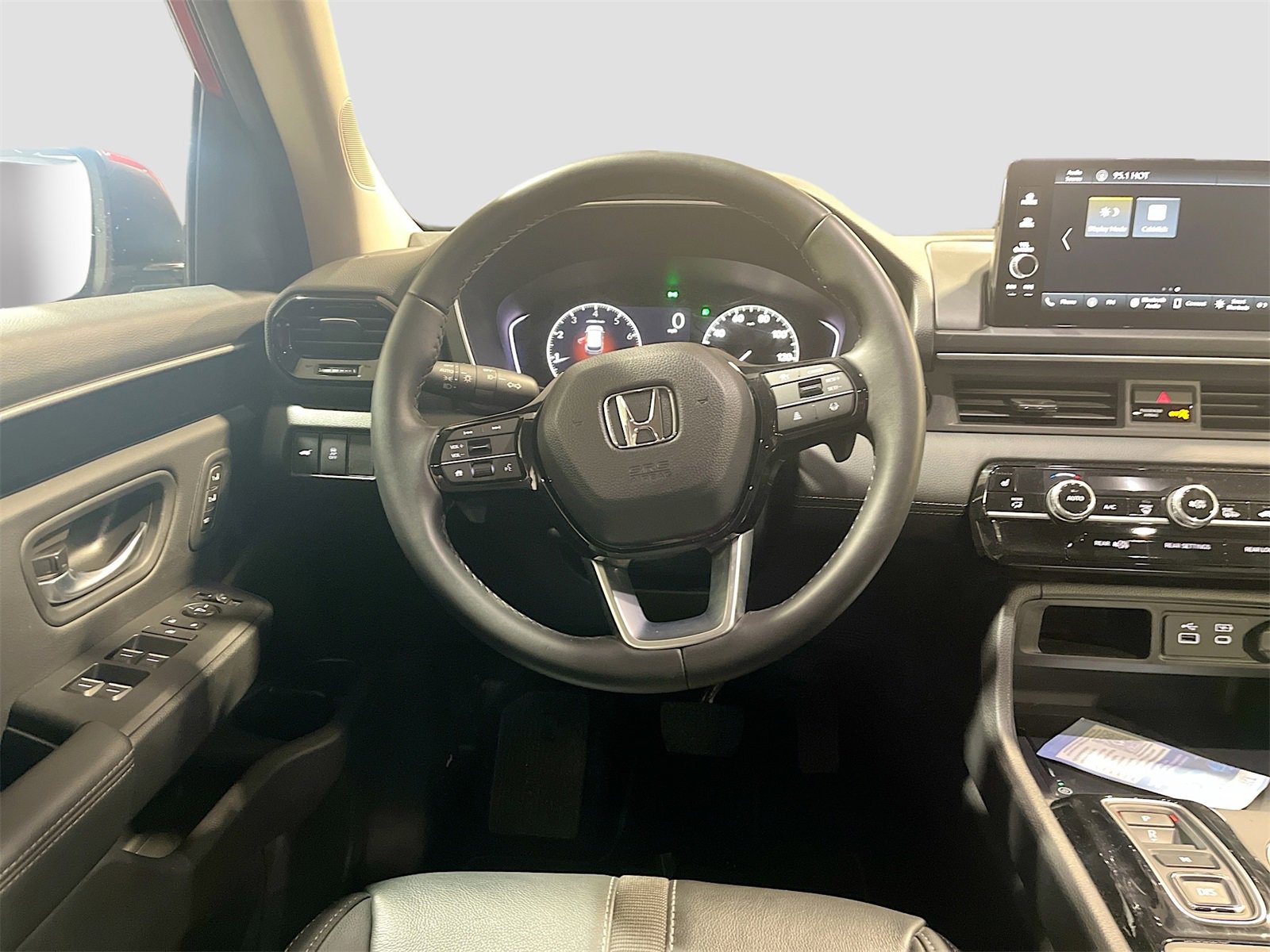 Used 2025 Honda Pilot EX-L image 22