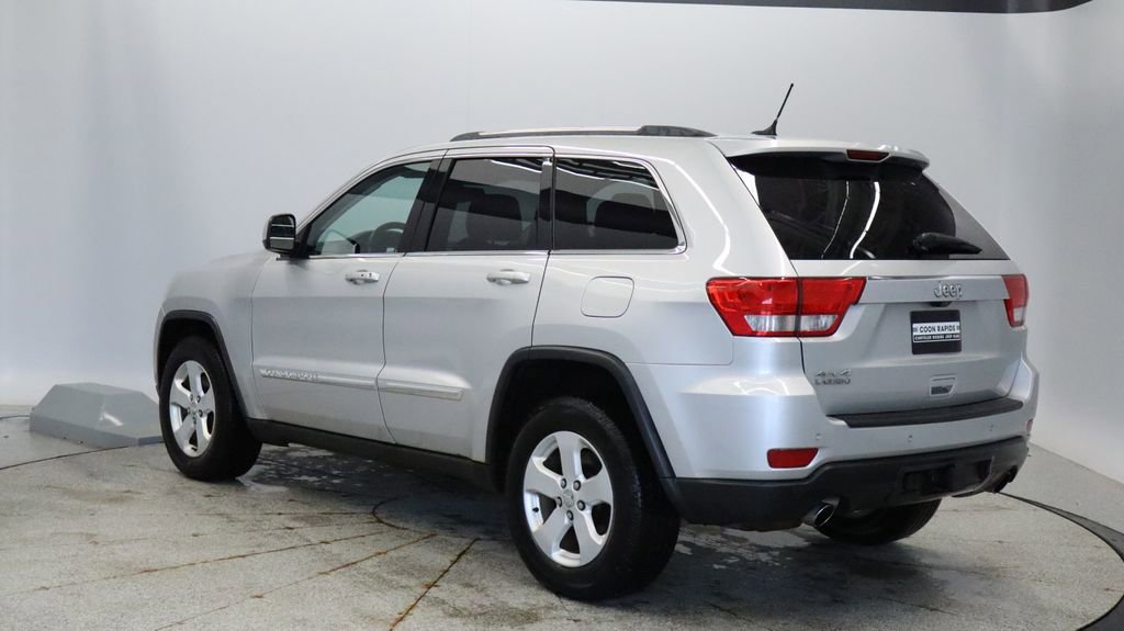 Used 2012 Jeep Grand Cherokee Laredo image 3