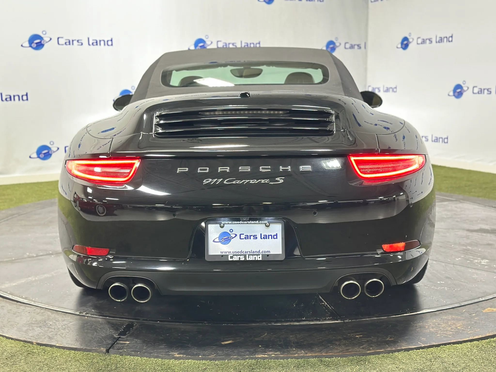 Used 2015 Porsche 911 Carrera S RWD image 4