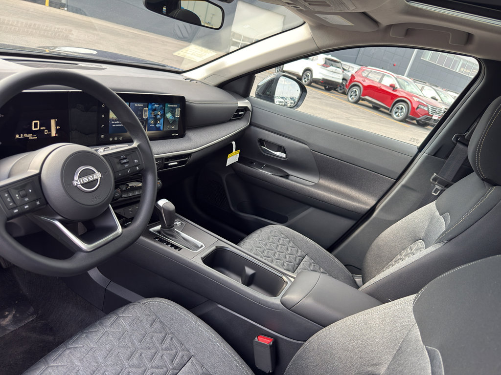 New 2026 Nissan Kicks SV w/ SV Premium Package AWD/4WD image 25