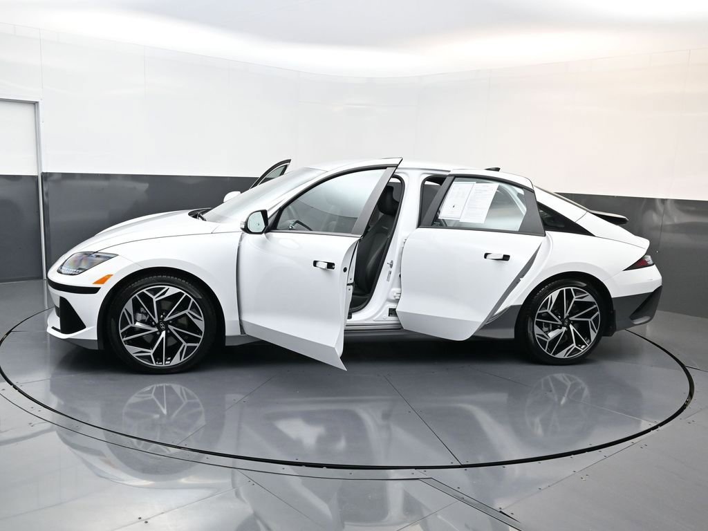 Used 2024 Hyundai Ioniq 6 SEL image 31
