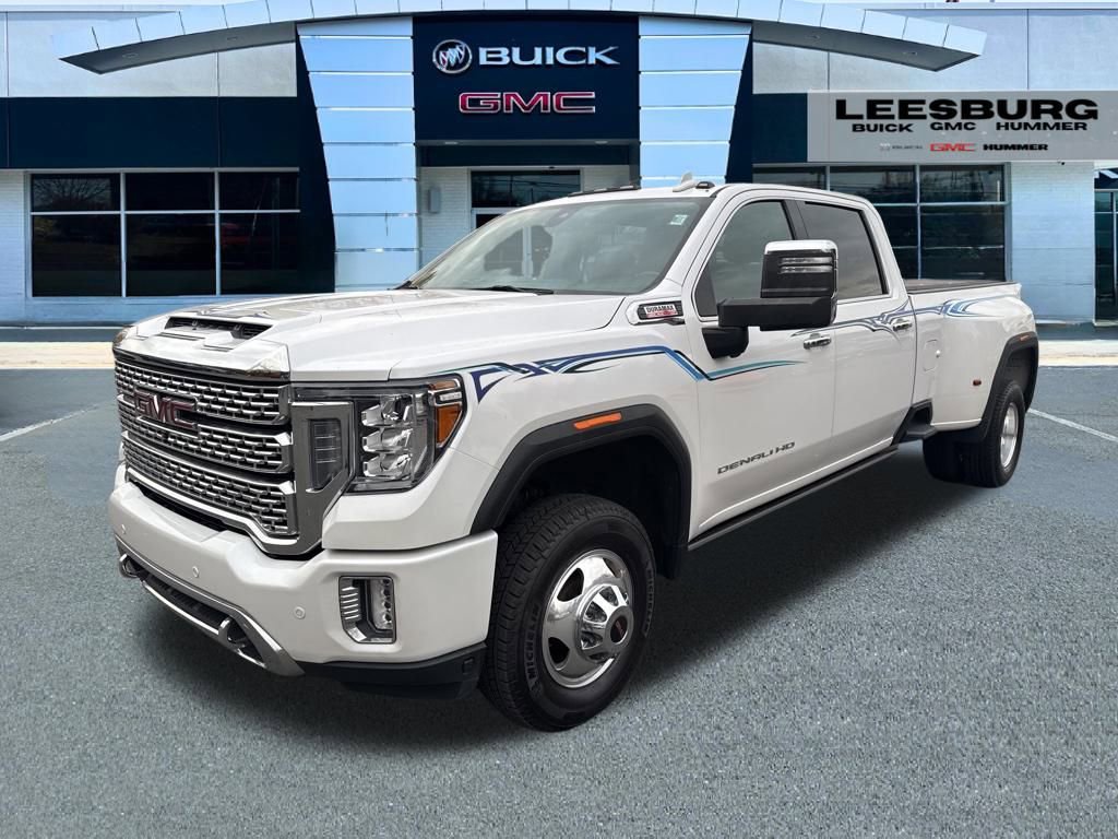 Used 2023 GMC Sierra 3500 Denali image 3
