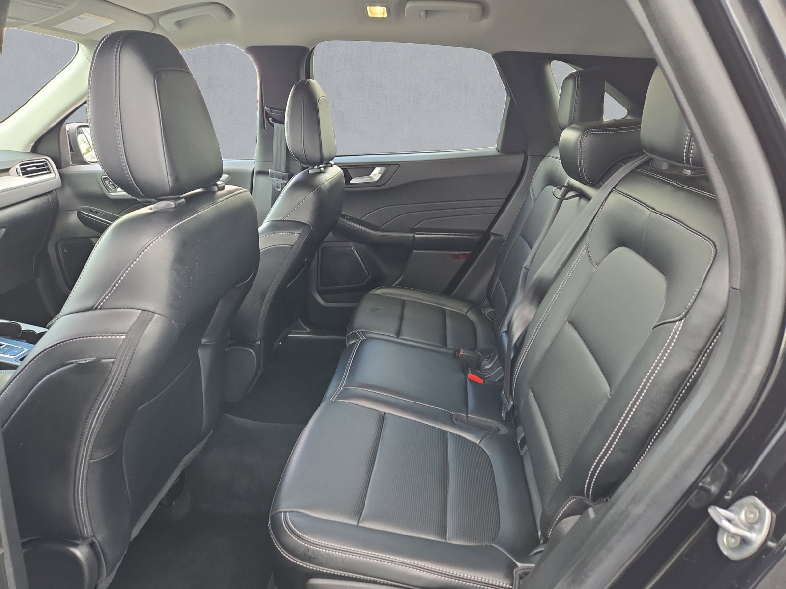 Certified 2023 Ford Escape Platinum AWD/4WD image 23