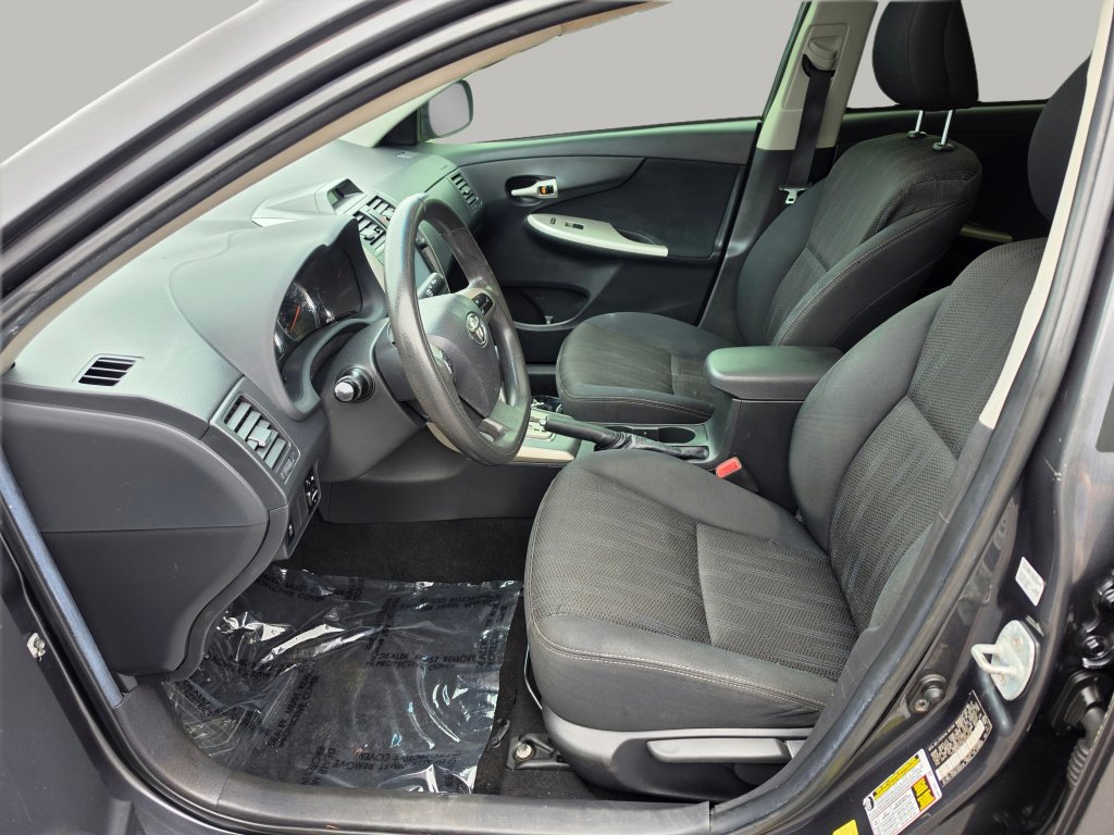 Used 2013 Toyota Corolla S w/ Premium Pkg FWD image 23