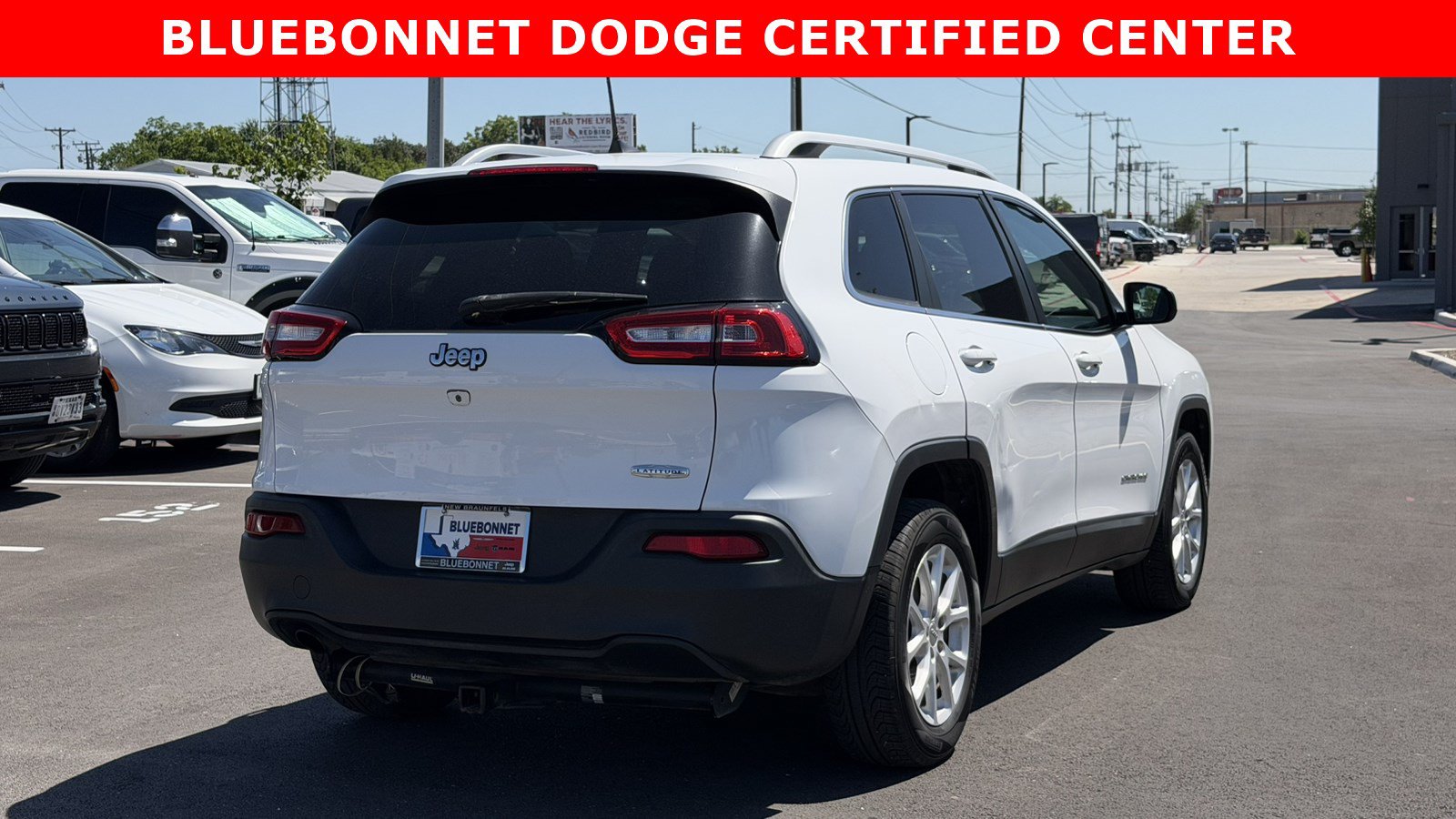 Used 2018 Jeep Cherokee Latitude FWD image 5