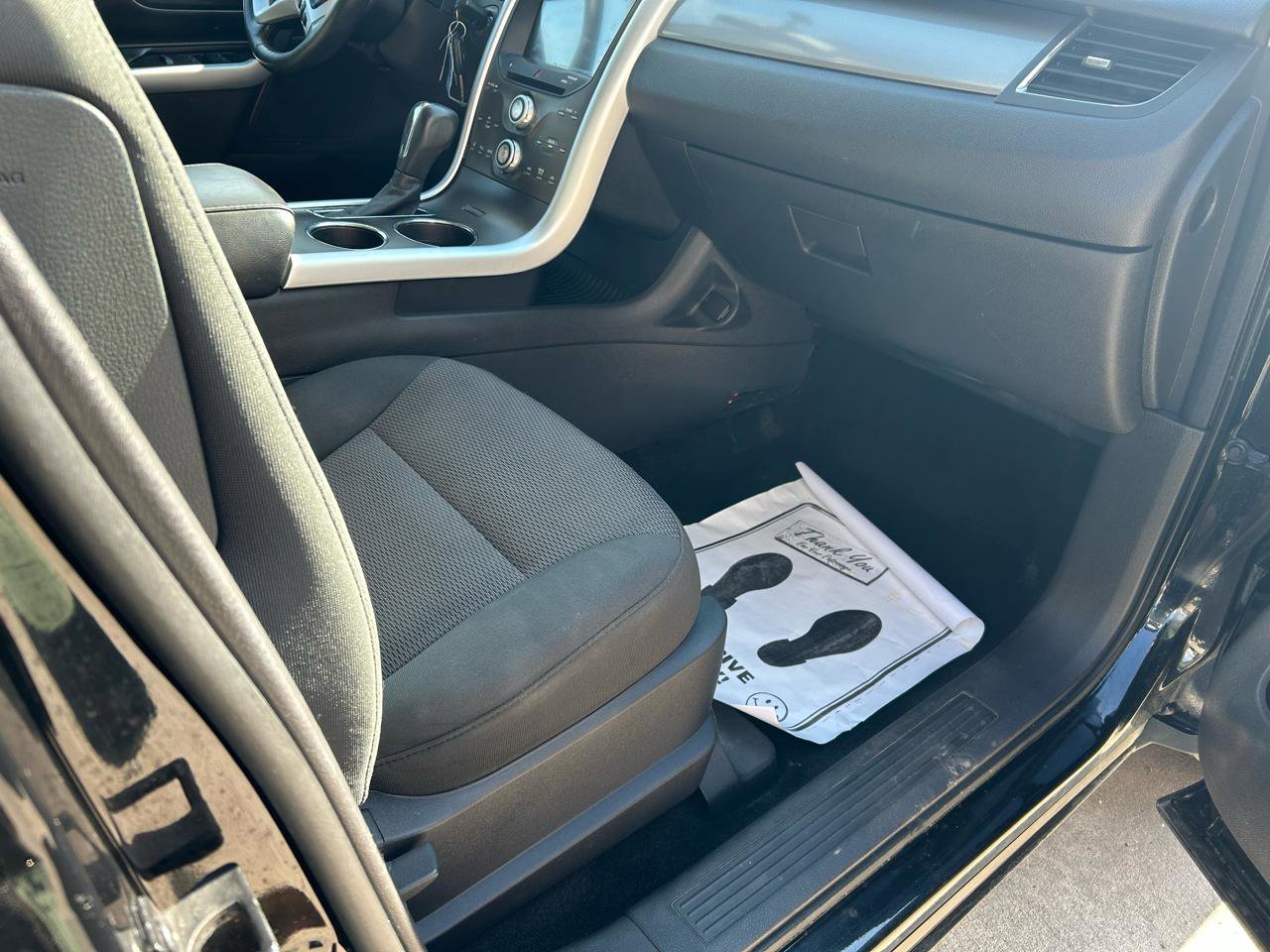 Used 2011 Ford Edge SEL image 12