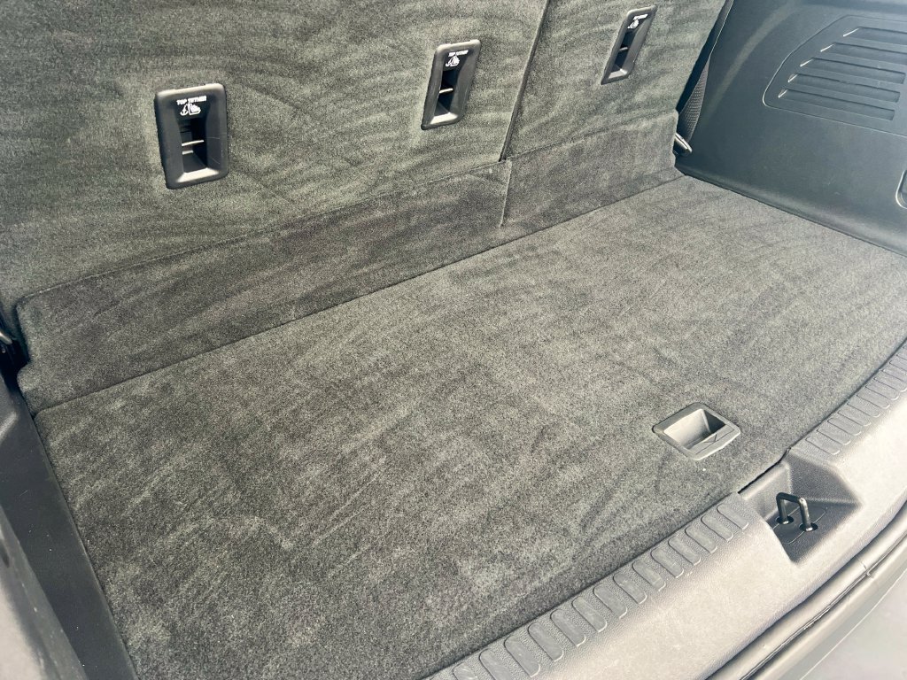 Used 2025 Buick Enclave Preferred w/ Power Package FWD image 40
