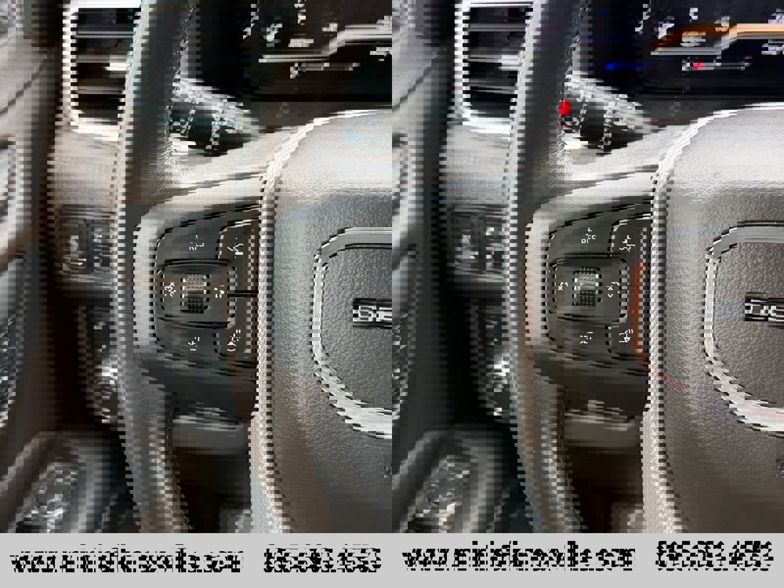 Used 2022 GMC Yukon XL Denali w/ Denali Premium Package image 20