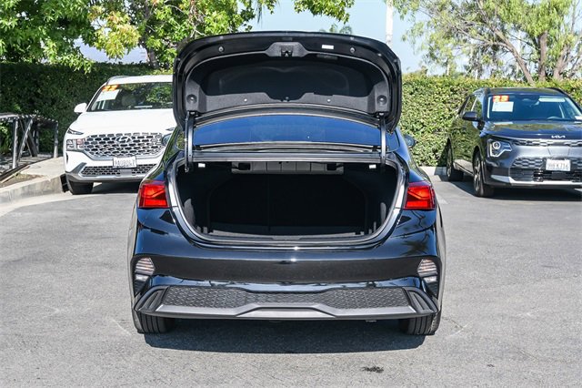 Used 2023 Kia Forte LXS w/ LXS Technology Package image 27