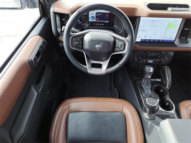 Used 2024 Ford Bronco Outer Banks image 11