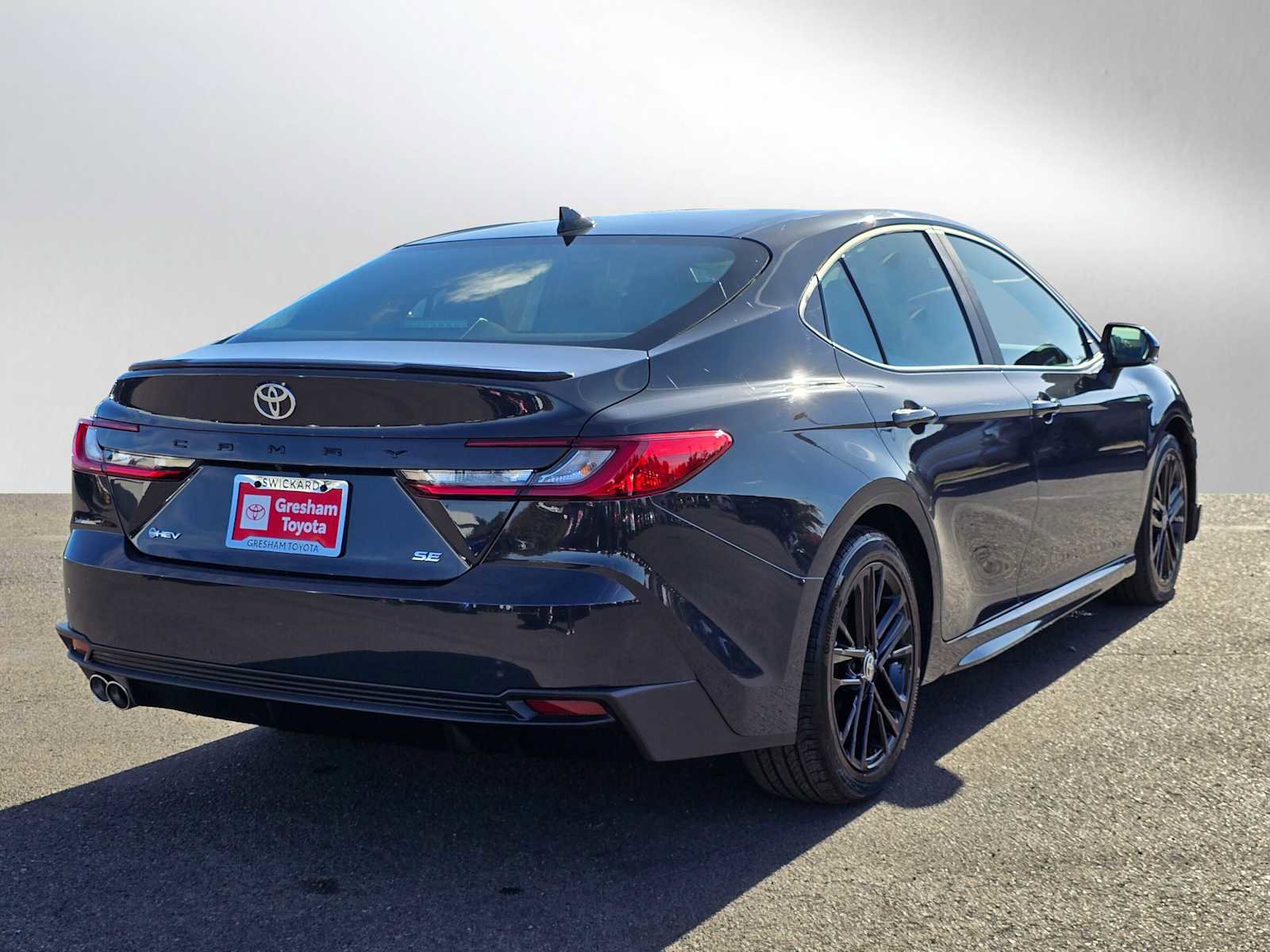 Certified 2025 Toyota Camry SE image 3