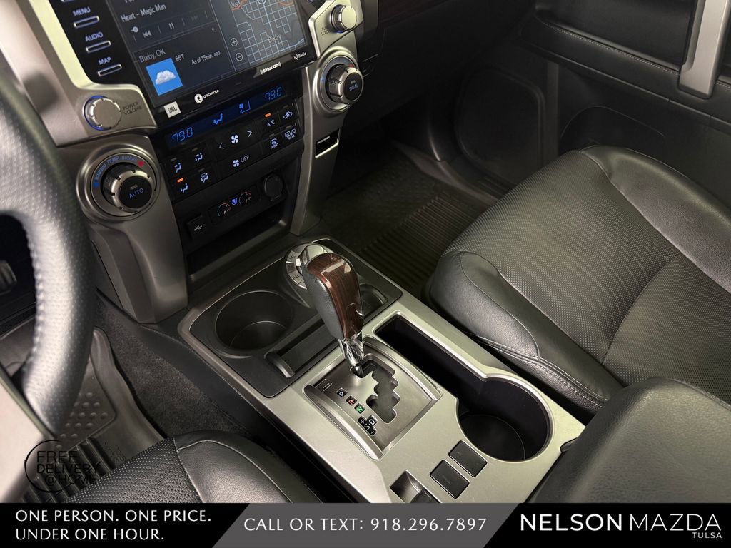 Used 2022 Toyota 4Runner Limited AWD/4WD image 26