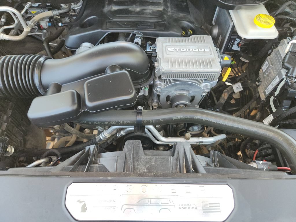 Used 2022 Jeep Wagoneer Series III w/ Premium Group I AWD/4WD image 36