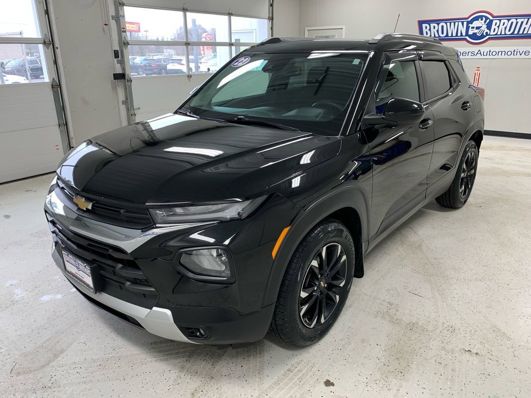 Used 2022 Chevrolet TrailBlazer LT w/ Convenience Package image 2