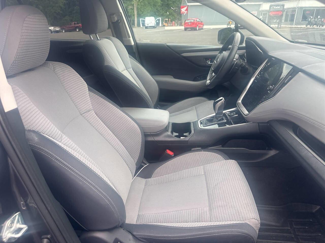 Used 2023 Subaru Outback Premium image 30