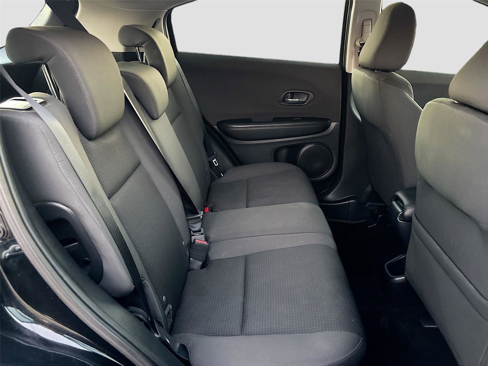 Used 2021 Honda HR-V LX image 26