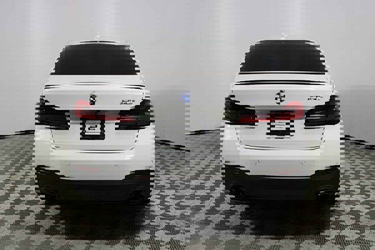 Used 2023 BMW 530e 530e w/ M Sport Package image 38