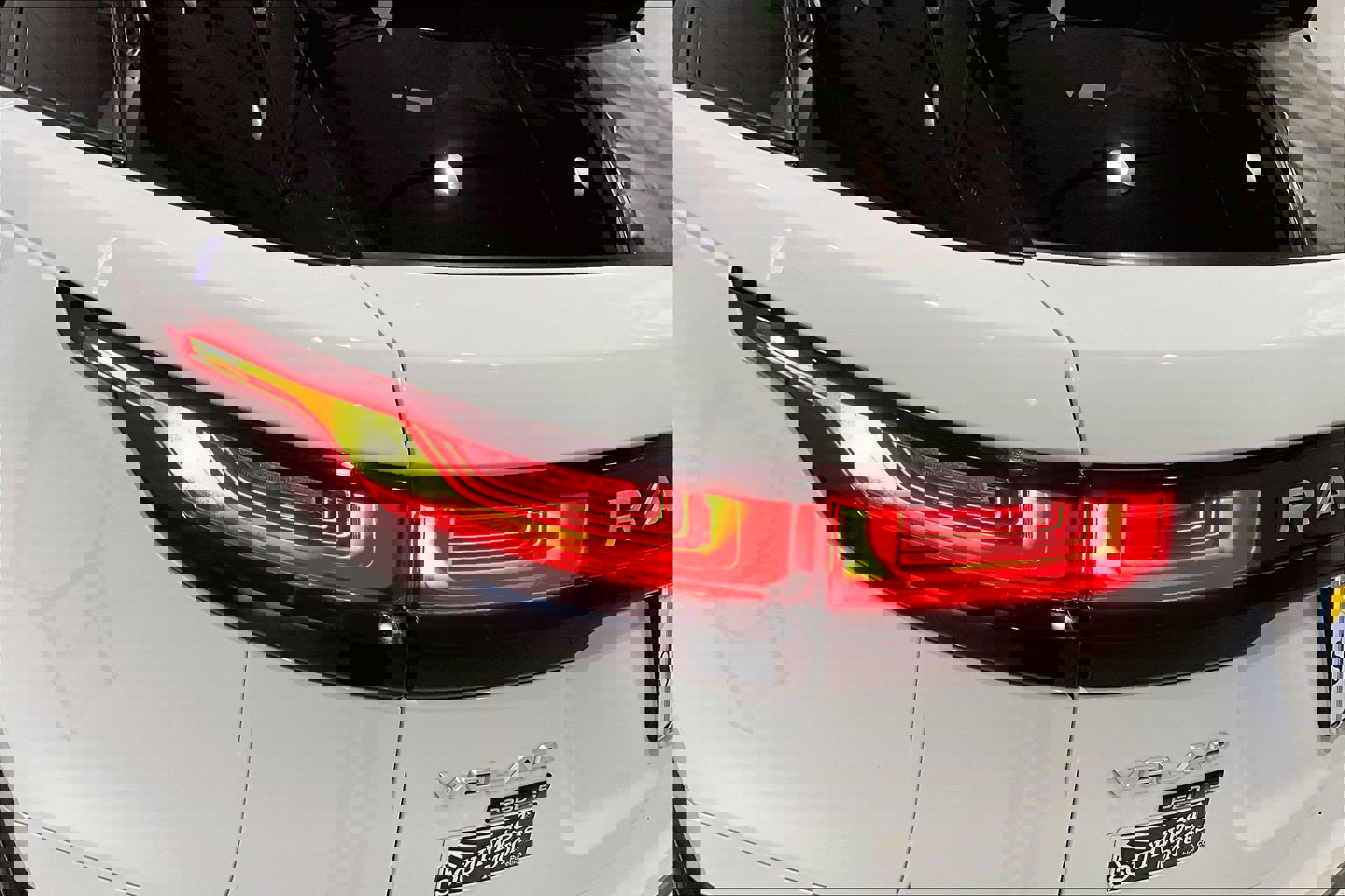 Used 2019 Land Rover Range Rover Velar S image 22