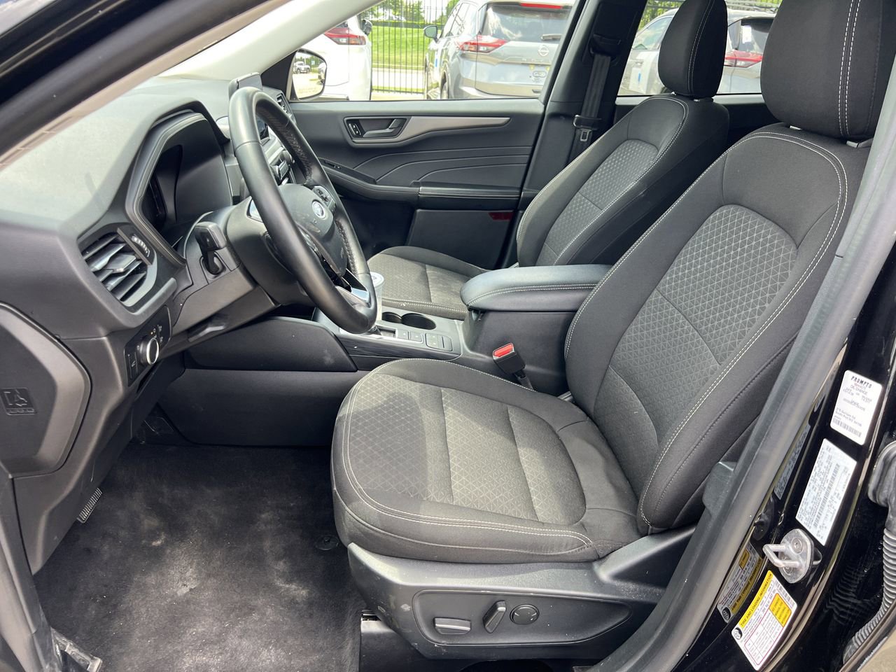 Used 2024 Ford Escape Active AWD/4WD image 9