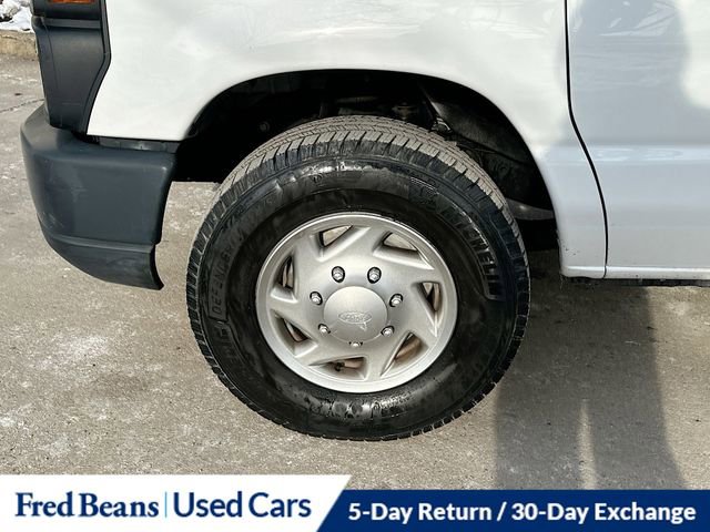 Used 2012 Ford E-350 and Econoline 350 XL w/ Interior Upgrade Pkg image 31