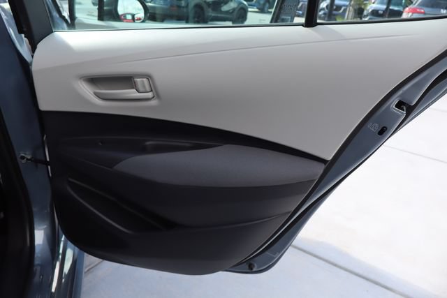 Used 2025 Toyota Corolla LE FWD image 27