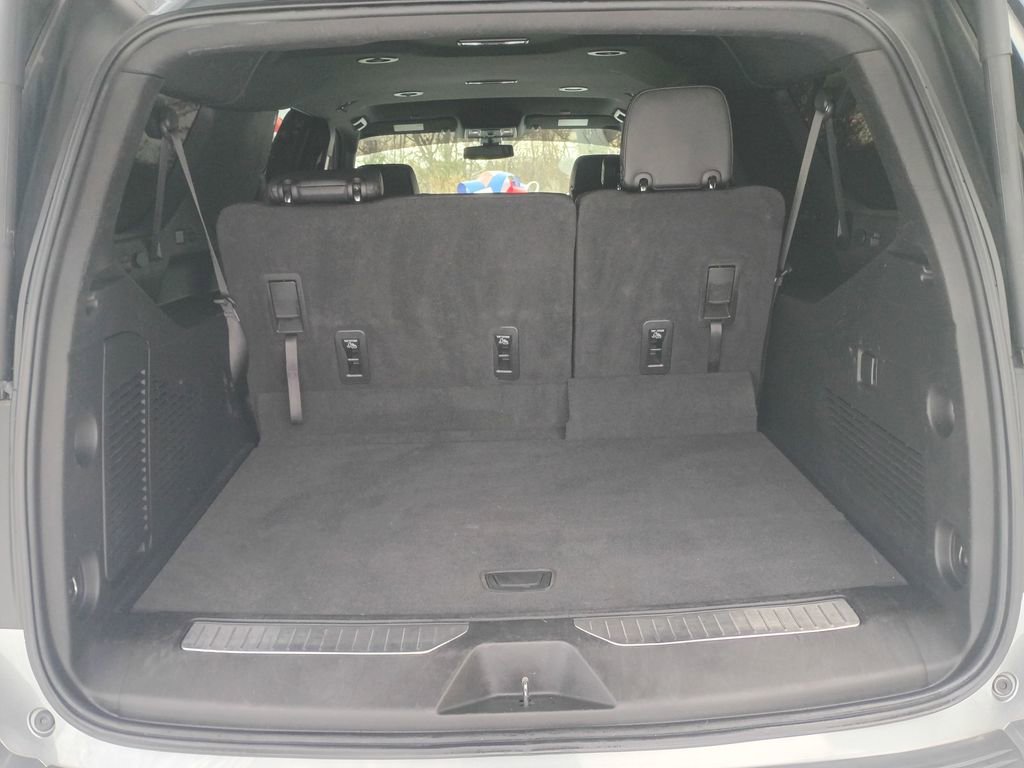 Used 2022 Chevrolet Suburban Z71 image 26