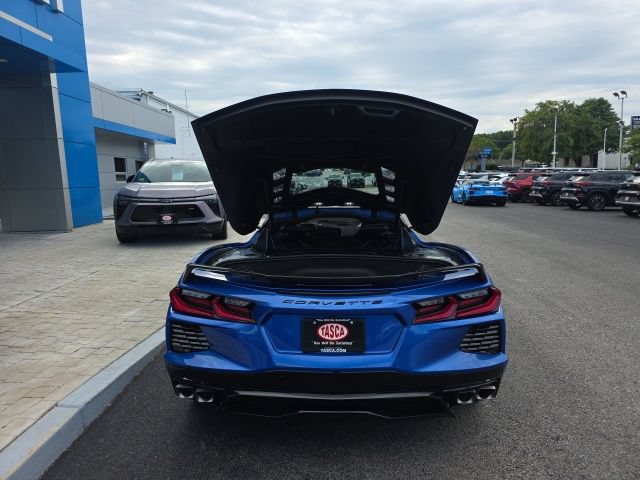 Used 2022 Chevrolet Corvette Stingray Preferred Cpe w/ Z51 Performance Package RWD image 10