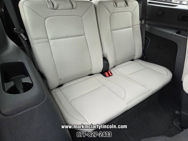 New 2026 Lincoln Aviator 2WD image 12