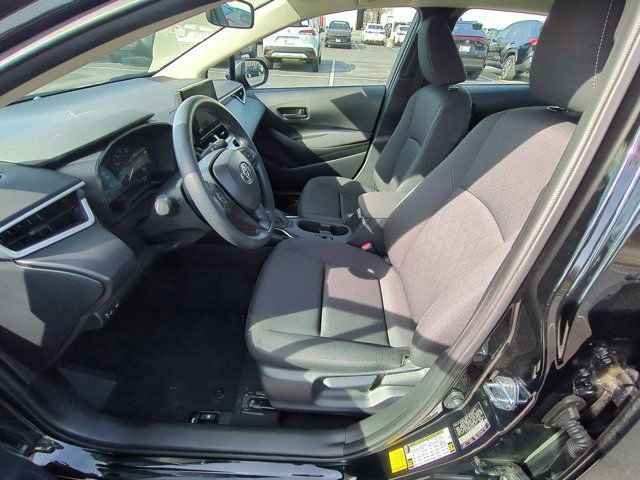 Certified 2025 Toyota Corolla LE image 8