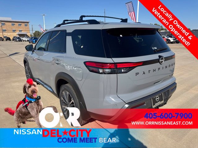 New 2026 Nissan Pathfinder Platinum w/ Cargo Package AWD/4WD image 3