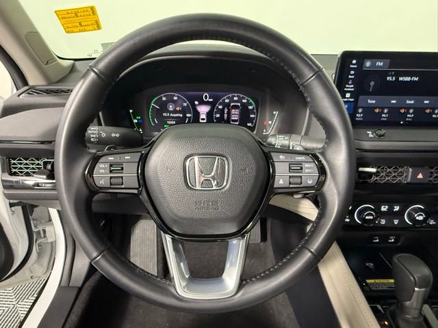 Used 2023 Honda Accord Touring image 17