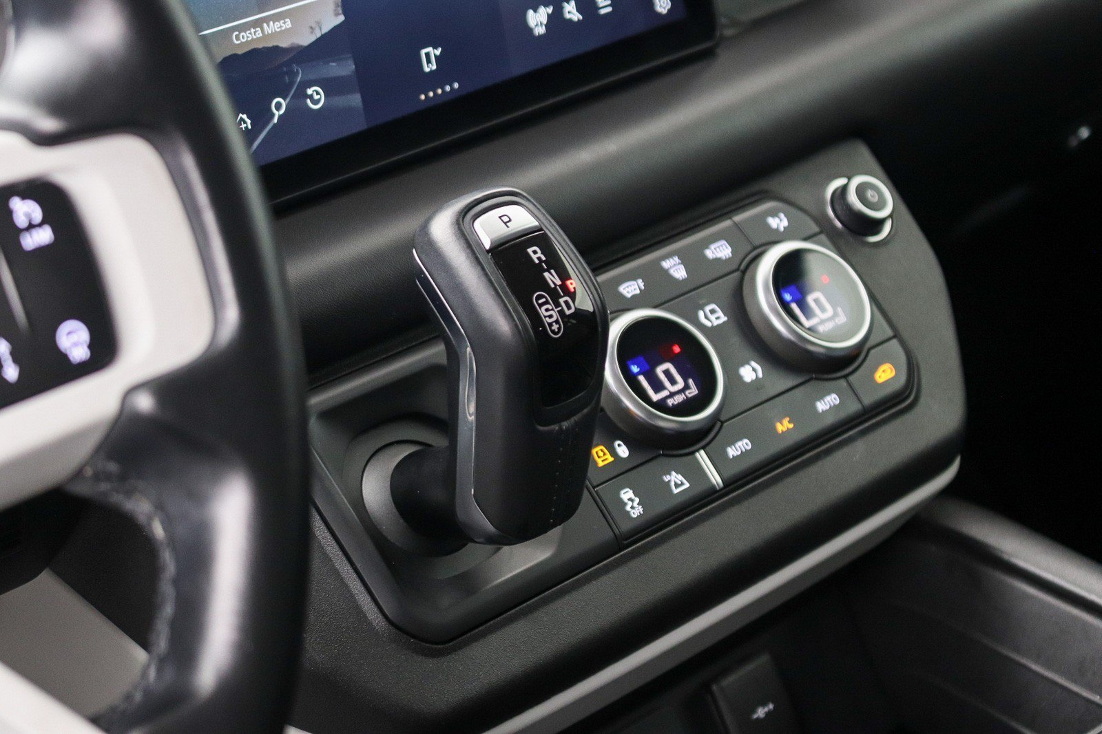 Used 2020 Land Rover Defender 110 First Edition AWD/4WD image 24