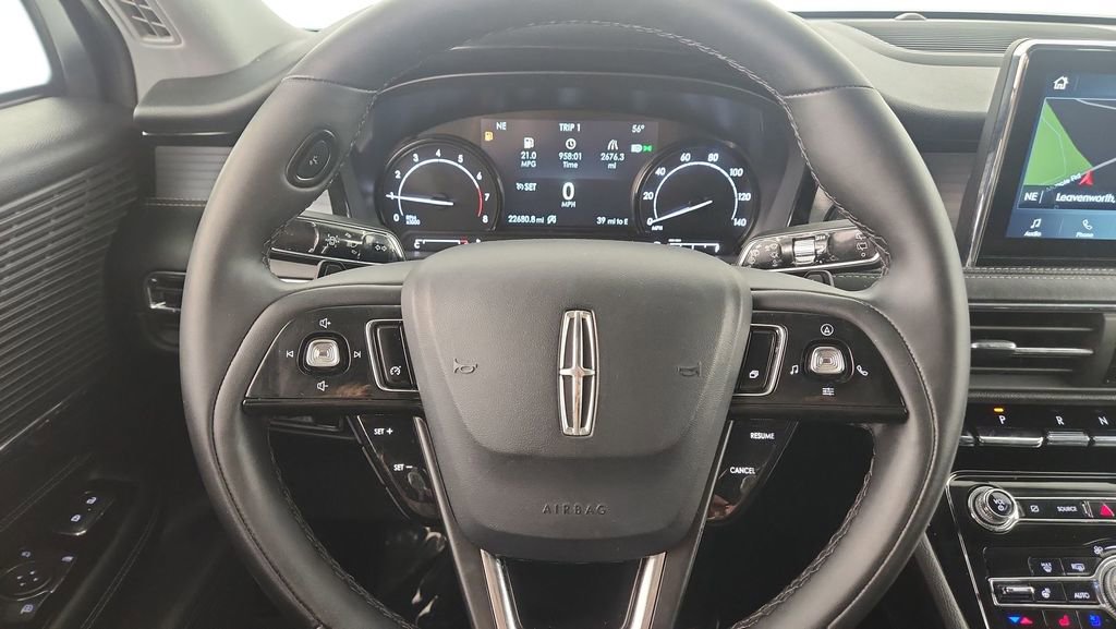 Used 2022 Lincoln Corsair AWD w/ Equipment Group 101A image 11