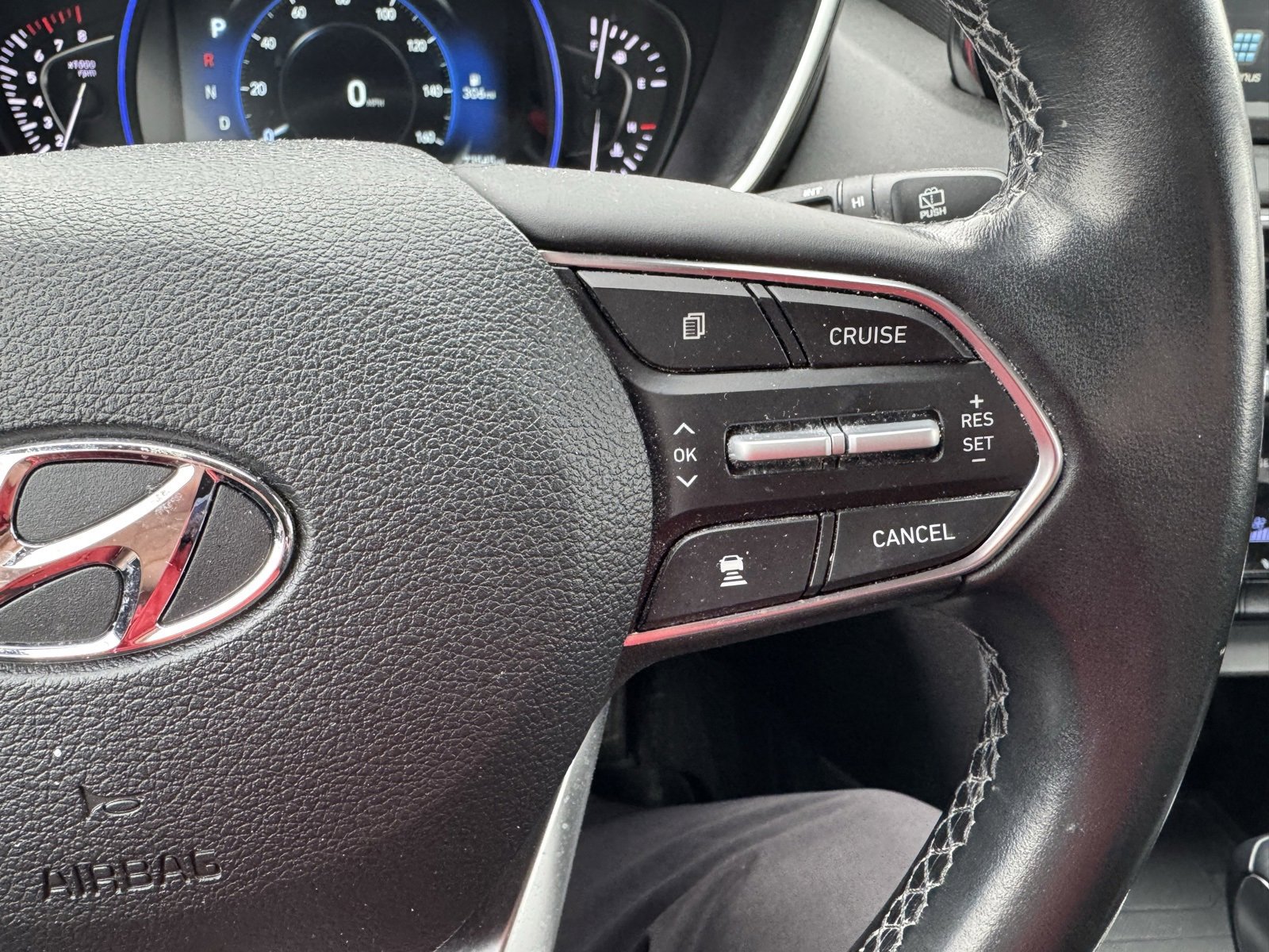 Used 2020 Hyundai Santa Fe SEL image 19