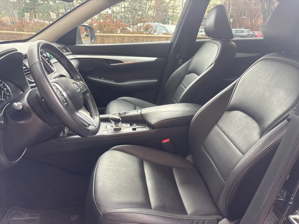 Used 2021 INFINITI QX50 Luxe image 13
