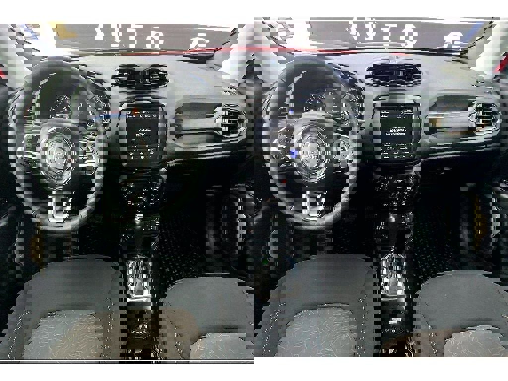 Used 2023 Jeep Renegade Latitude image 16