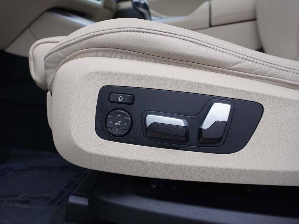 Used 2022 BMW X5 xDrive40i w/ Premium Package AWD/4WD image 40