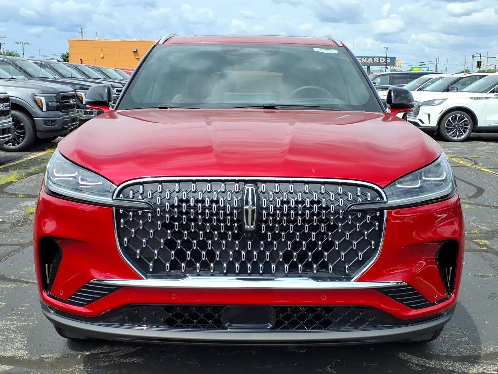 New 2026 Lincoln Aviator Reserve AWD/4WD image 2