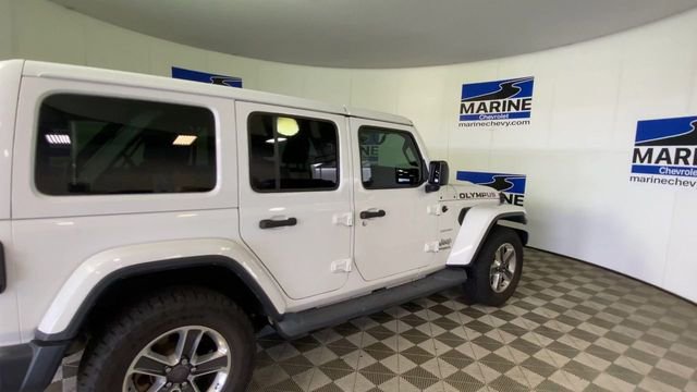 Used 2018 Jeep Wrangler Unlimited Sahara image 2