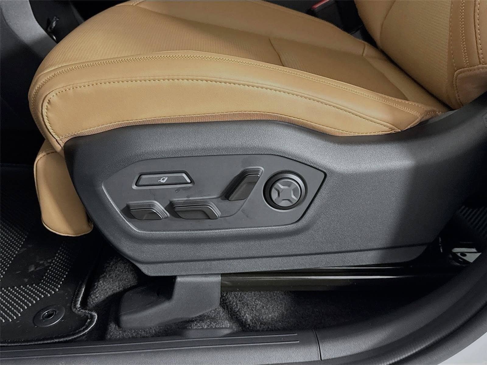 New 2026 Hyundai Santa Fe Calligraphy FWD image 22