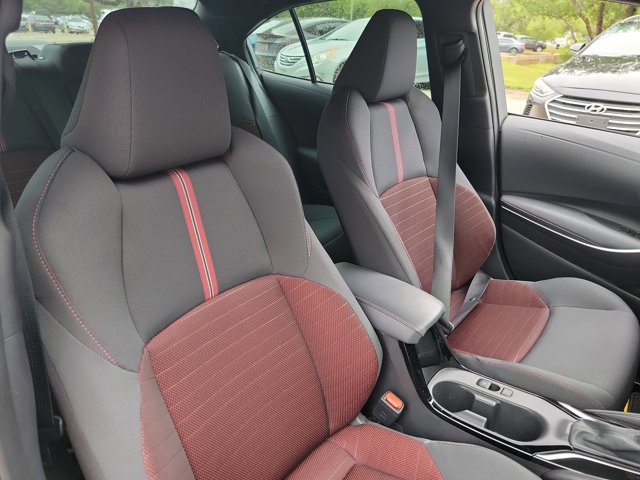 Used 2025 Toyota Corolla SE image 12