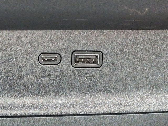 Used 2025 Chevrolet Equinox LT FWD image 22