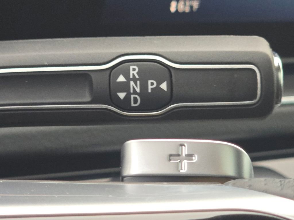 New 2026 Mercedes-Benz GLS 450 4MATIC image 38