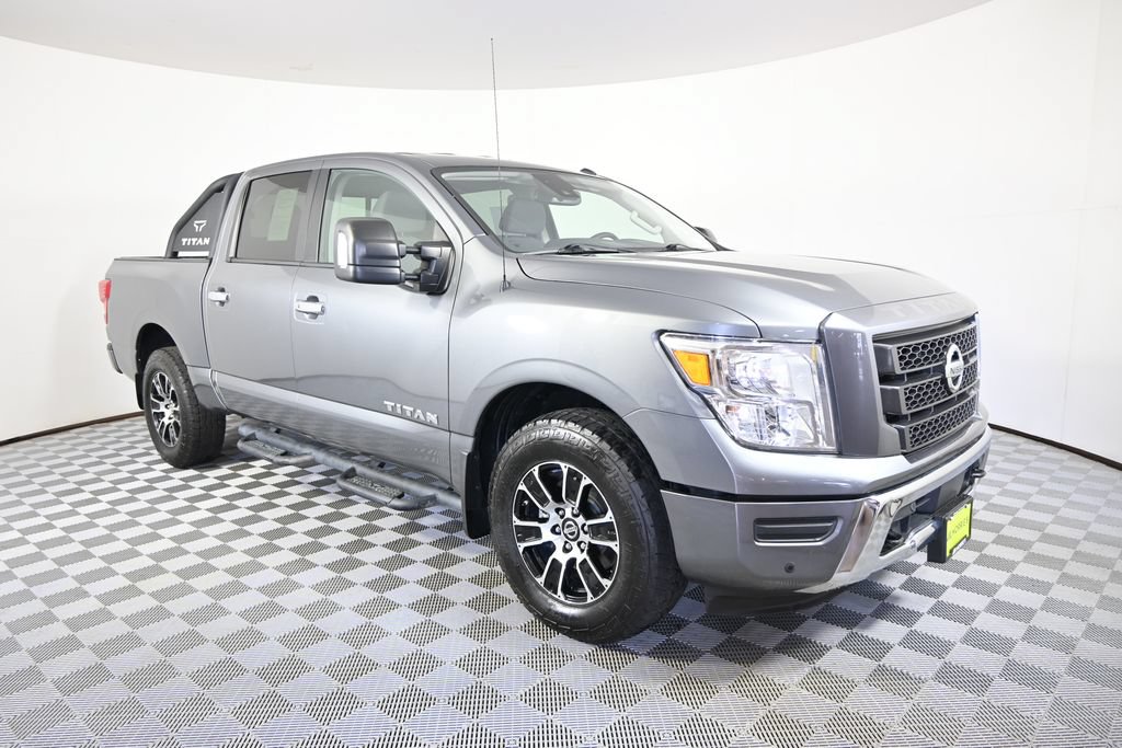 Used 2021 Nissan Titan SV w/ SV Convenience Package AWD/4WD image 10